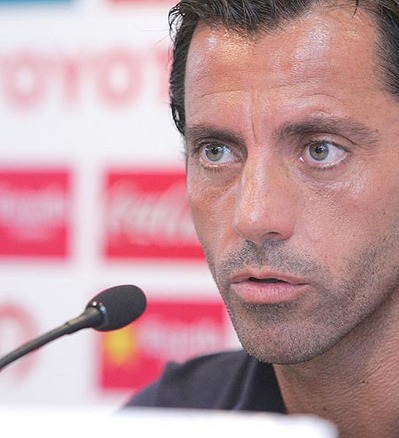 Quique Flores.jpg